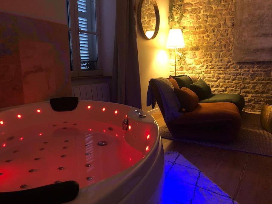 Detente Centre Historique De Macon Avec Spa Et Cine Ngoại thất bức ảnh